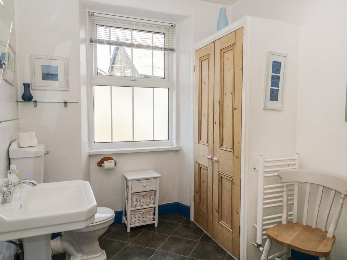 Honeysuckle Cottage, Craig Walkボウネス＝オン＝ウィンダミア エクステリア 写真